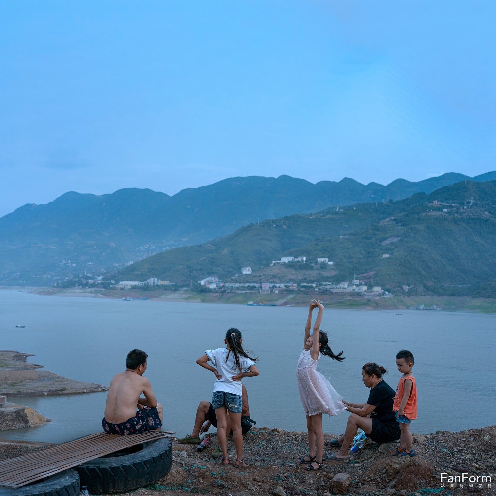 People Living Along the Yangtze River