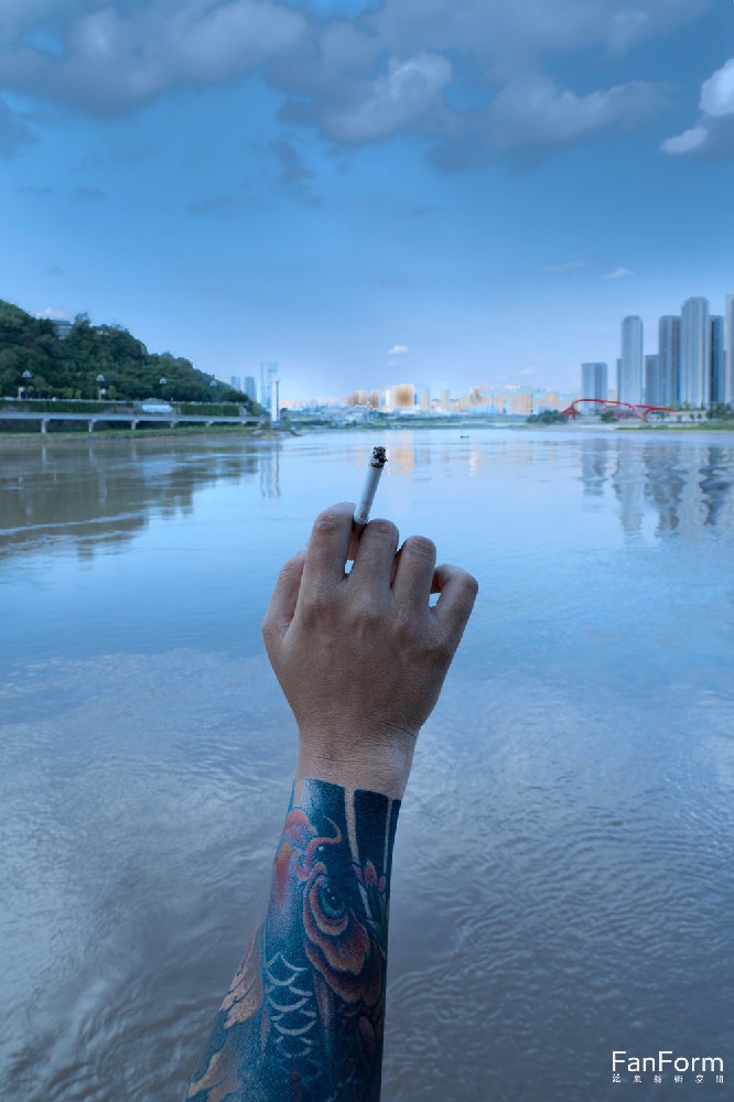 People along the Yangtze River